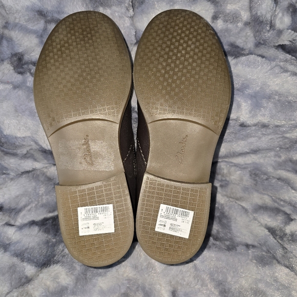 NWB Clarks Women's Camzin Loop Ankle Boot Dk Brown Size 10 Womens - Picture 5 of 8